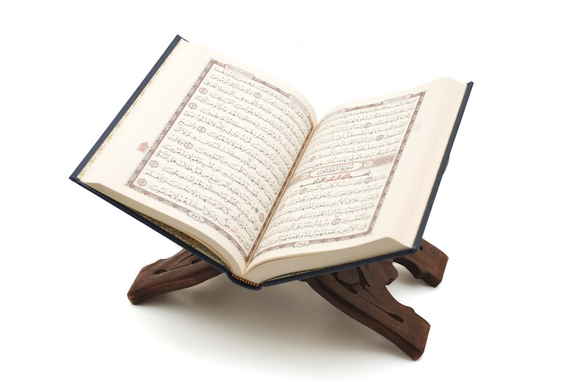 فضل قراءة القران في شهر رمضان عند اهل البيت